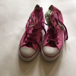never worn high top converse, size 4 junior